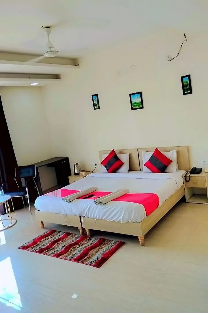 Tulip Residency Hotell Gurgaon